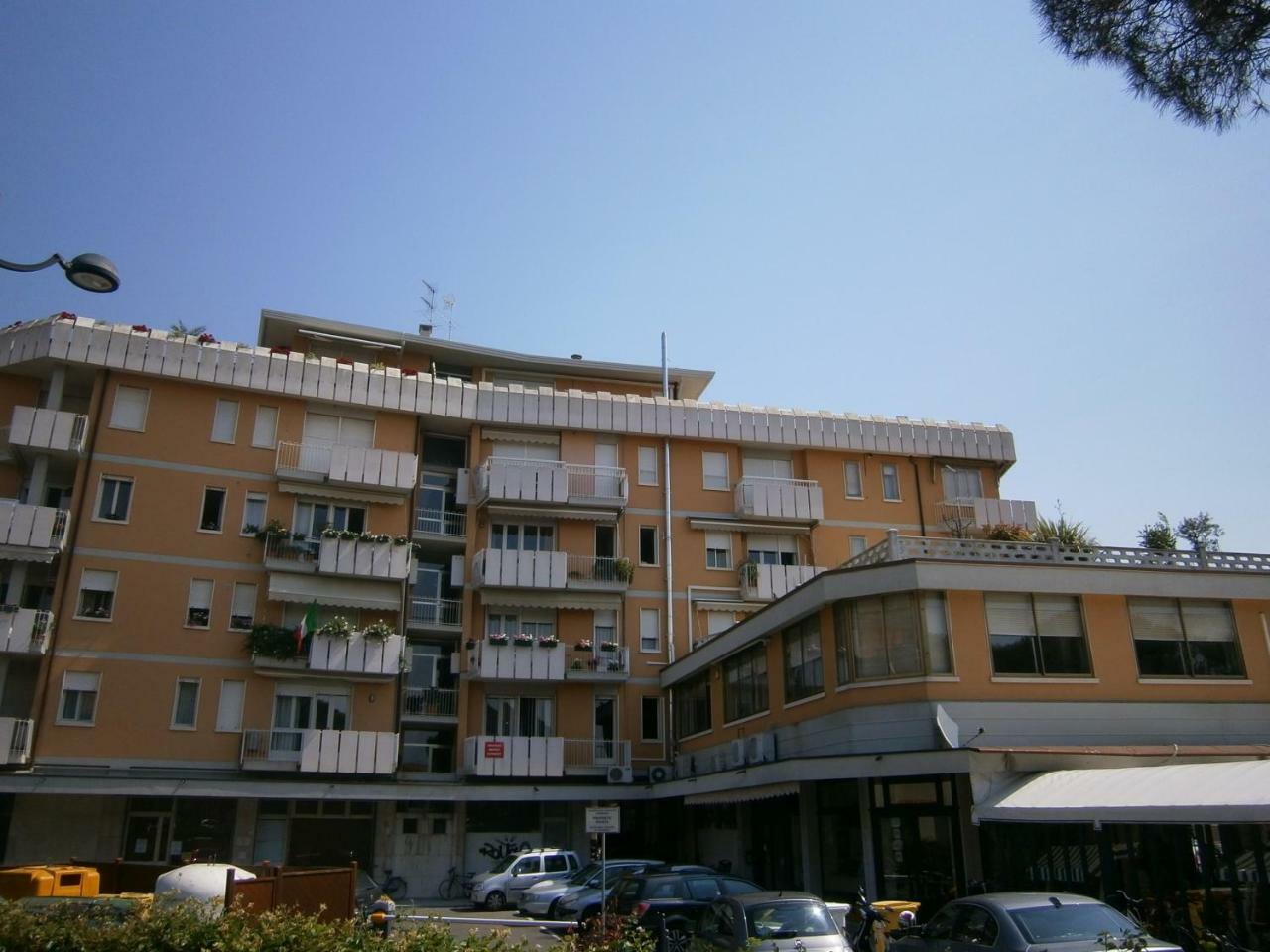 Condominio Commerciale Caorle Kültér fotó